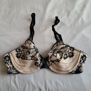 NWOT Wacoal black nude lace bra WE124002BNT